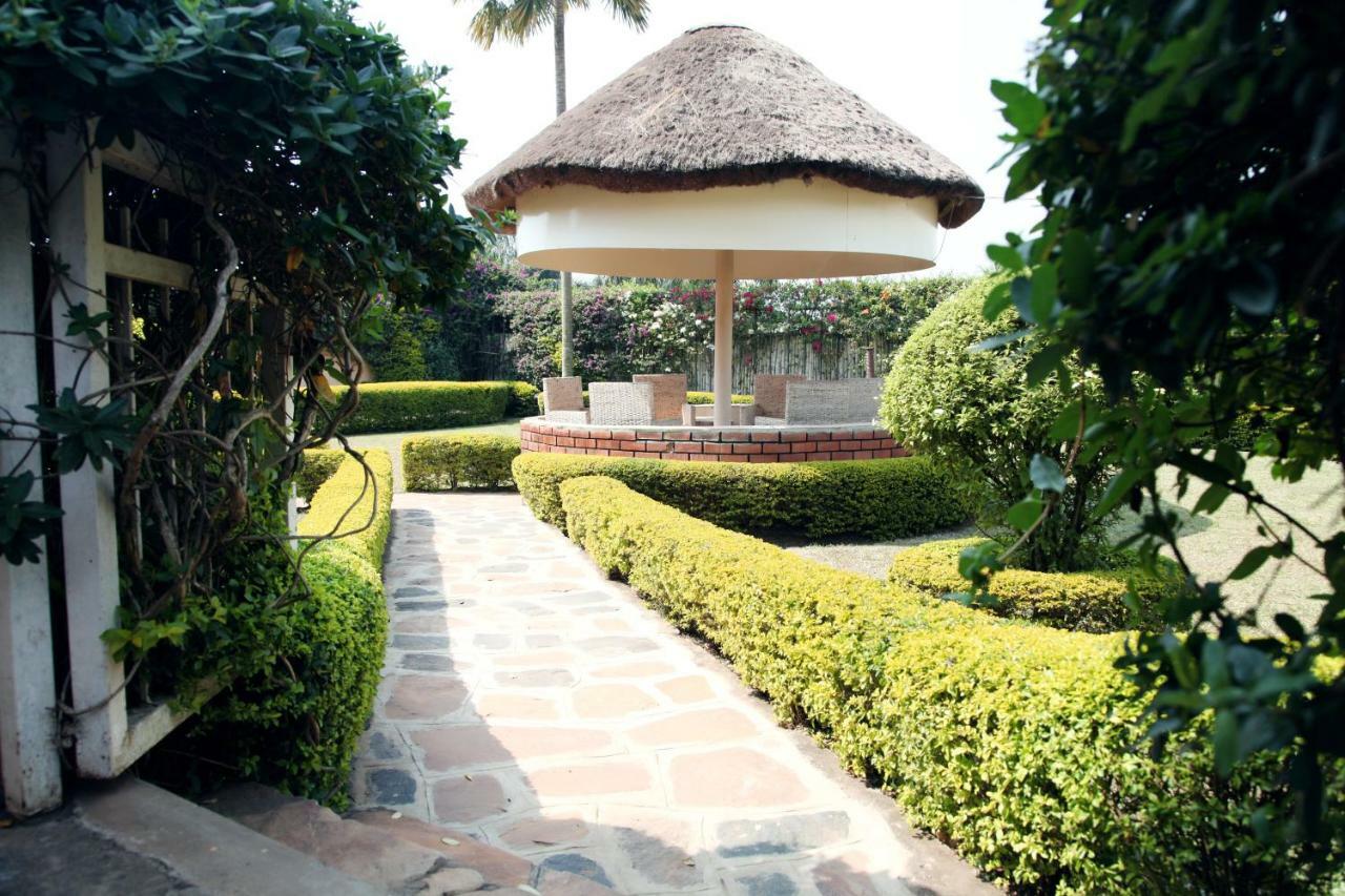 Airport View Hotel Entebbe Exterior photo